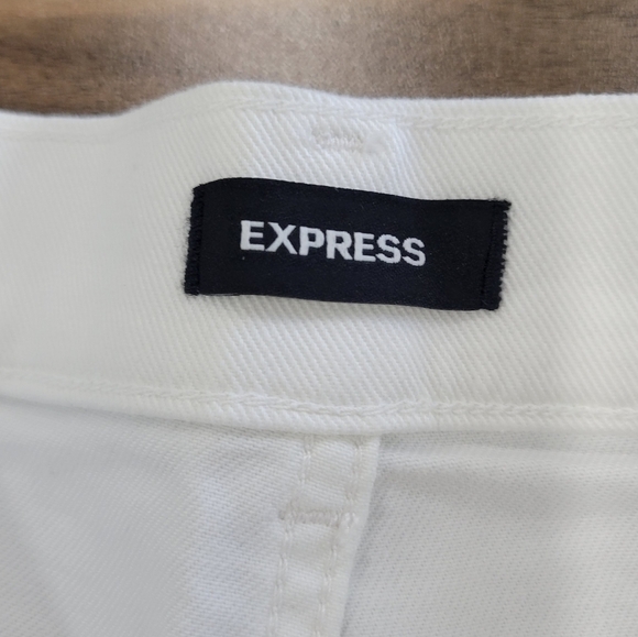 Express 90s Boot High-Rise White Distressed Jeans Size 6 - Picture 10 of 11